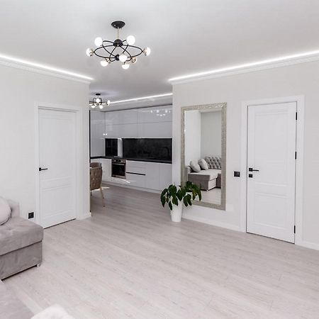 Уютная Квартира Рядом С Sport Palace Wifi Tbilissi Extérieur photo